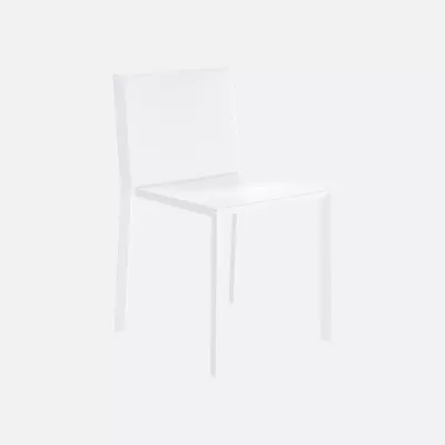 Quartz chaise empilable blanche
